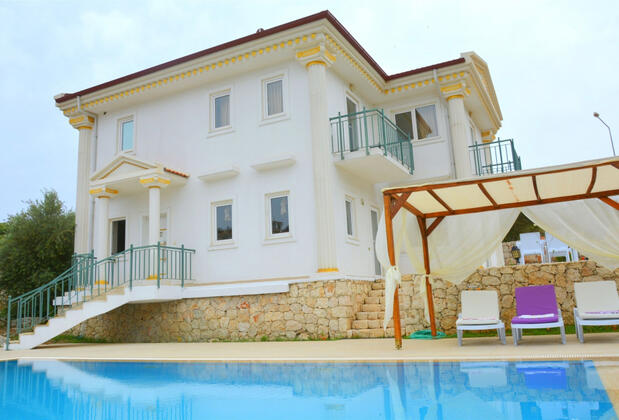 Soral Villas