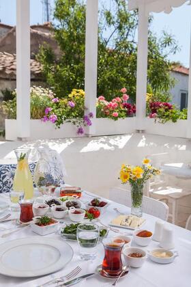 Yukarı Sokak - Görsel 41