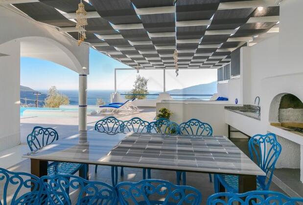 Kalkan'da Deniz Manzaralı Villa - Görsel 31