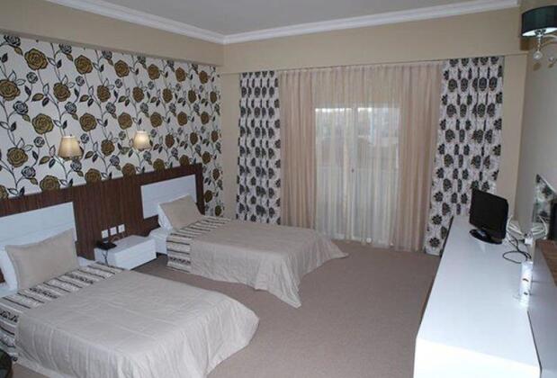 The Dee European Hotel - Görsel 2