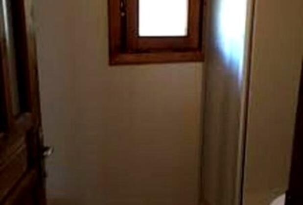 Limni Gölü Dağ Evleri - Görsel 2