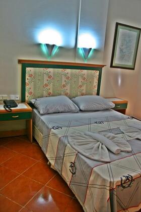 Club Dante - Görsel 2