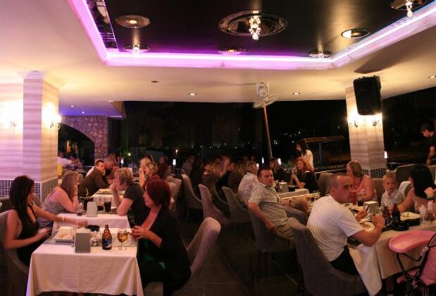 Club Dante - Görsel 31