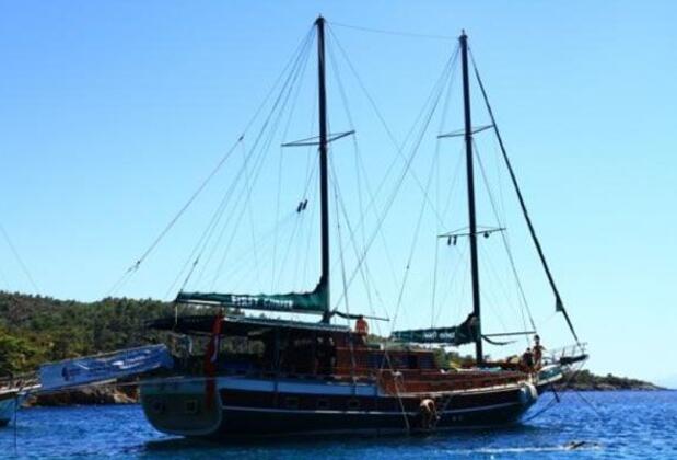 Marmaris S Clas Floating Yacht