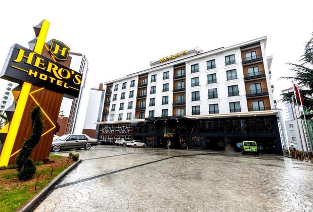 Hero`s Hotel