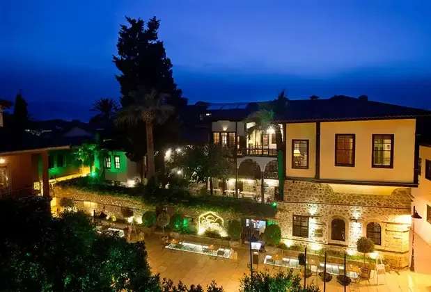 Alp Paşa Hotel