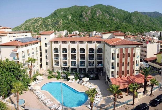 Canmaris Hotel