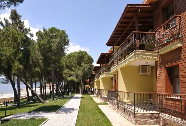  Dardanos Yerleşkesi & Resort Otel