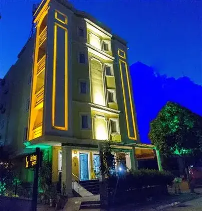 Sarı Konak Apart Hotel