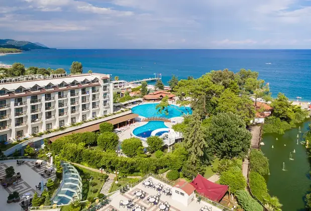 Prado Kemer Resort