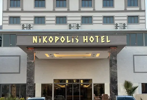 Nikopolis Hotel