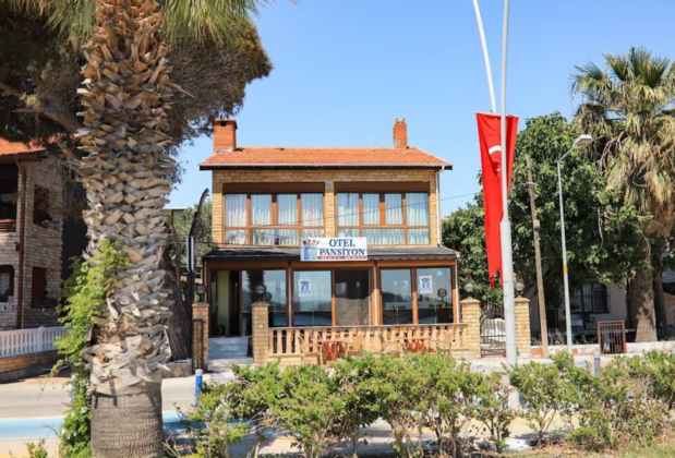 Peri Otel Yeni Foça