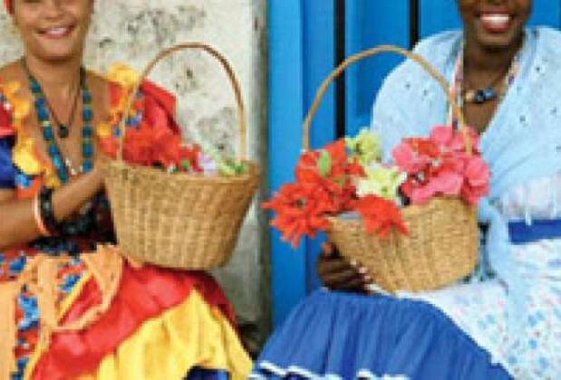 Küba: Sosyalizmin son kalesi, devrimin ve dansın ülkesi...