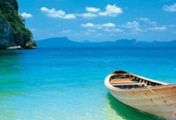 Phuket Adası: Tropikal Bir Cennet