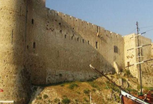 Kıbrıs'ın Birbirinden Etkileyici Tarihi Yapıları