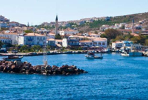 Bozcaada'da Nerede Kalınır? Bozcaada'ya Nasıl Gidilir?