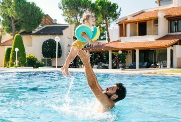 Çocuklu Aileler Villa Kiralarken Nelere Dikkat Etmeli?