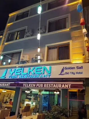 Golden Sail Hotel Old City