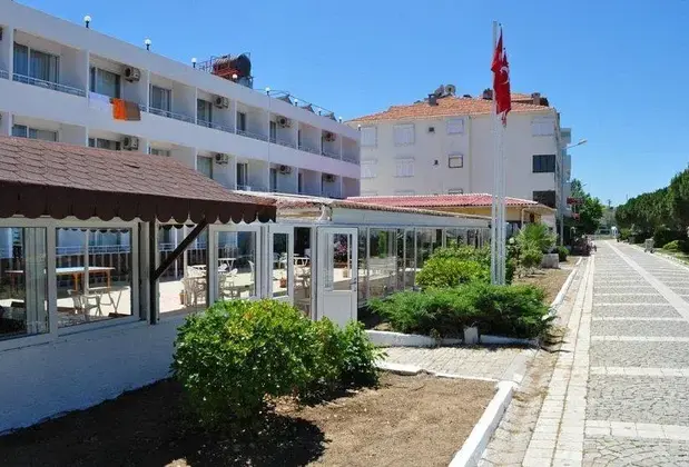 Grand Avşa Hotel