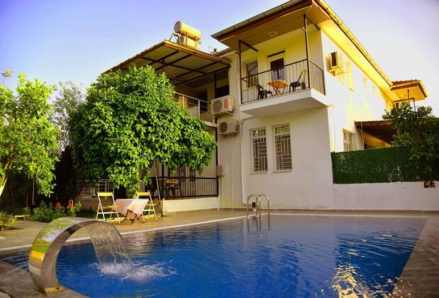 Yanıklar Yücel Apart & Villa & Swimming