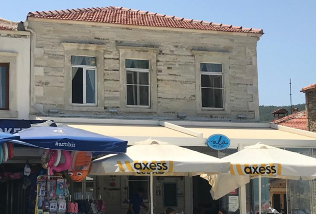 Yeni Foça Maydanoz Otel - Görsel 2