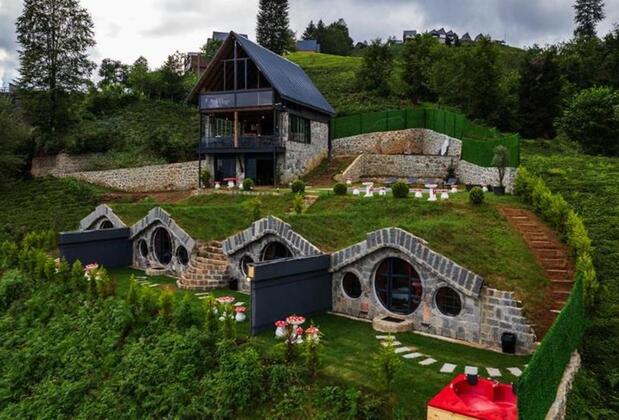 Hobbit Chalet