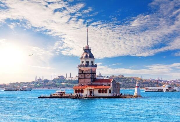 Tüm Efsaneleri ile Kız Kulesi'nin Gizemi