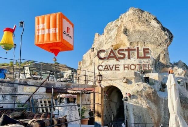 Castle Cave Hotel