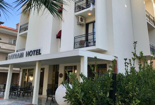 Bayram Otel Çeşme