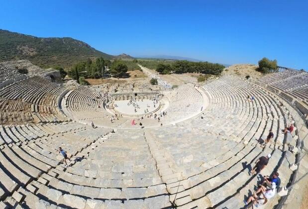 Yalın Efes Antik Tiyatro konseri ne zaman, hangi tarihte?