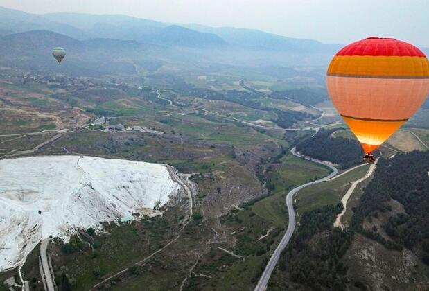 Pamukkale balon turu nerede yapılıyor, kaç TL? Pamukkale balon turu saat kaçta?