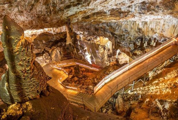 Oylat Mağarası giriş ücreti ne kadar? Oylat Kaplıcaları'nın tarihe damga vuran ilginç hikayesi