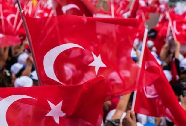 Hadise, Emirhan İğrek, Duman... 29 Ekim konserleri açıklanmaya başladı. İBB 29 Ekim konserleri hangi ilçelerde yapılacak? 