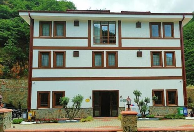 Çardak Altı Otel