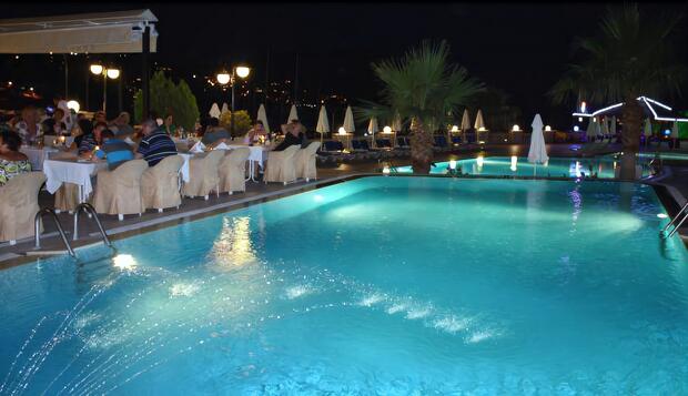 Görsel 2 : Hotel Pirat, Kaş, Açık Yüzme Havuzu