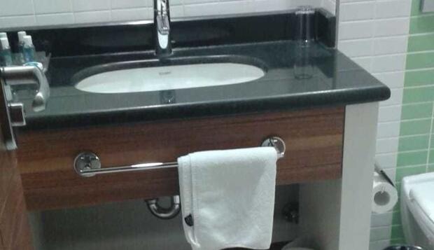 Görsel 11 : Ozkoclar Hotel - Special Class, Konya, Standard Oda, Banyo Lavabosu
