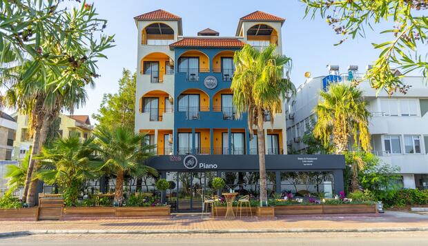 Görsel 1 : Nebilux Hotel, Antalya, Dış Mekân