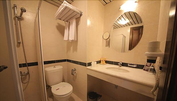 Görsel 15 : Zalifre Hotel, Safranbolu, Basic Tek Büyük Yataklı Oda, Banyo