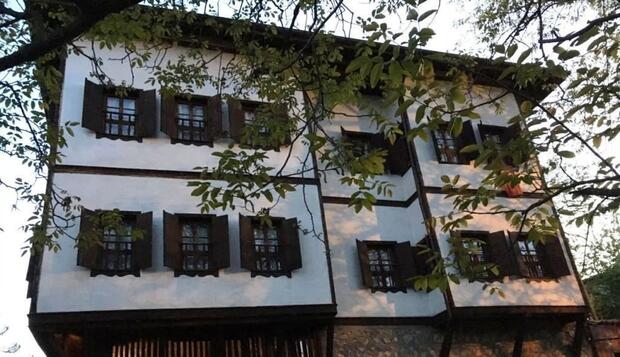 Görsel 2 : Nermin Hanim Konagi, Safranbolu, Otelin Önü