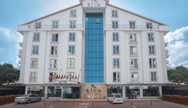 Görsel 1 : RIVA RESATBEY HOTEL, Adana, Otelin Önü