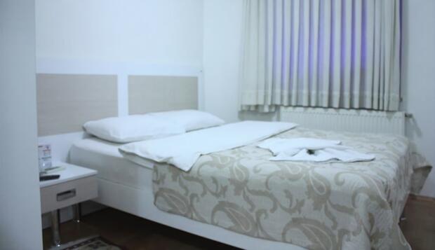 Görsel 5 : Samsun Park Otel, Samsun, Standard Tek Büyük Yataklı Oda, 1 Çift Kişilik Yatak, Sigara İçilmez, Oda