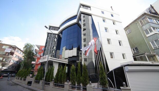 Görsel 1 : Asrın Business Hotel, Ankara, Otelin Önü