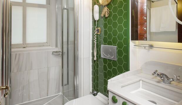 Görsel 20 : Premist Hotels Sultanahmet, İstanbul, Deluxe Tek Büyük Yataklı Oda, Banyo