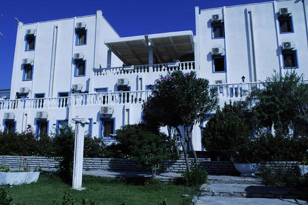 Cnt Beach Hotel