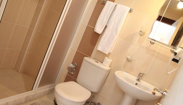 Görsel 18 : Hattusili Otel, Çorum, Standard Üç Kişilik Oda, Oda
