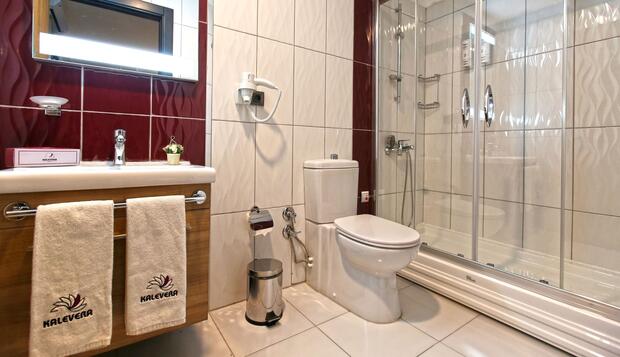 Görsel 11 : Kalevera Hotel, Edirne, Büyük Yataklı Tek Kişilik Oda, Banyo