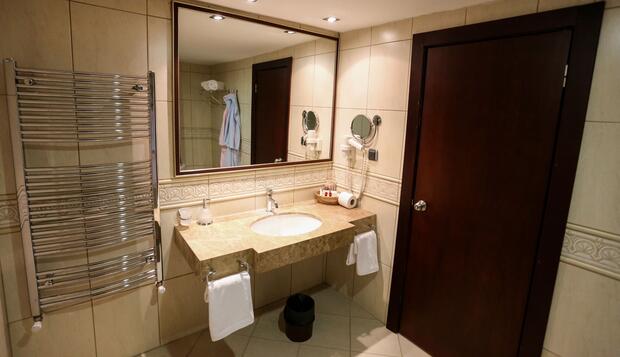 Görsel 24 : Sivas Buyuk Hotel, Sivas, Presidential Süit, Oda
