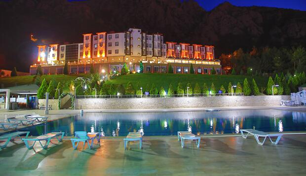 Görsel 1 : The Apple Palace, Amasya, Açık Yüzme Havuzu