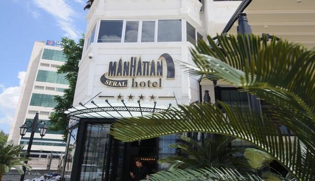 Görsel 1 : Manhattan Hotel, Ankara, Otelin Önü