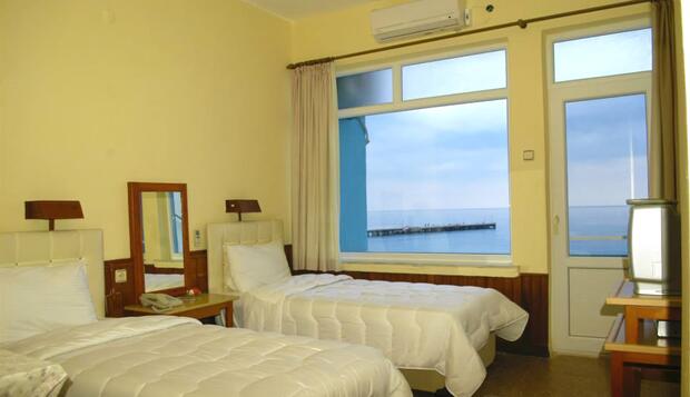 Görsel 2 : Lades Hotel, Silifke, Standard Tek Büyük veya İki Ayrı Yataklı Oda, Oda